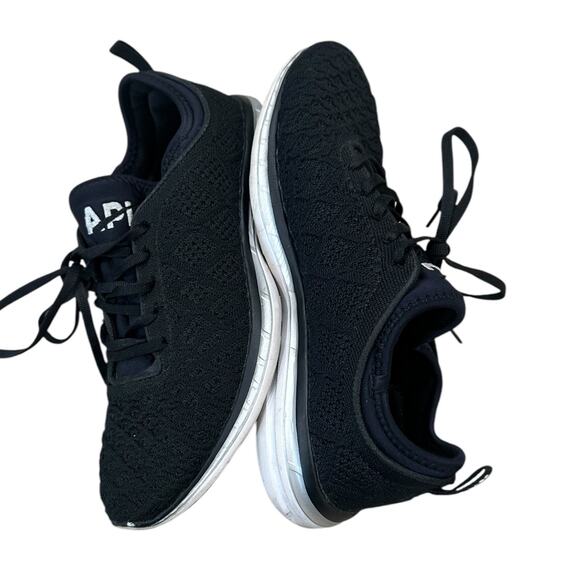 APL TechLoom Phantom Shoe in Black - Picture 11 of 11